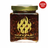 A 220g jar of Sunghue SUPER HOT Chilli Oil on a white background.